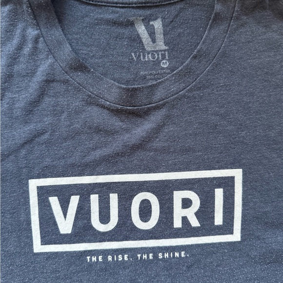 Vuori tshirt size m - Picture 2 of 2